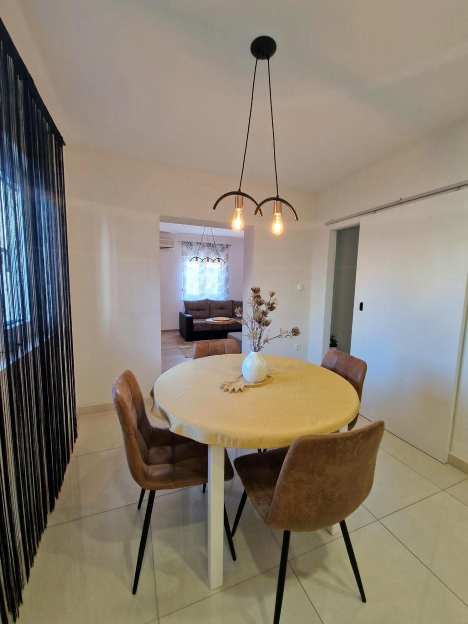 2 Bedroom Apartment Ljubica Синь Екстер'єр фото