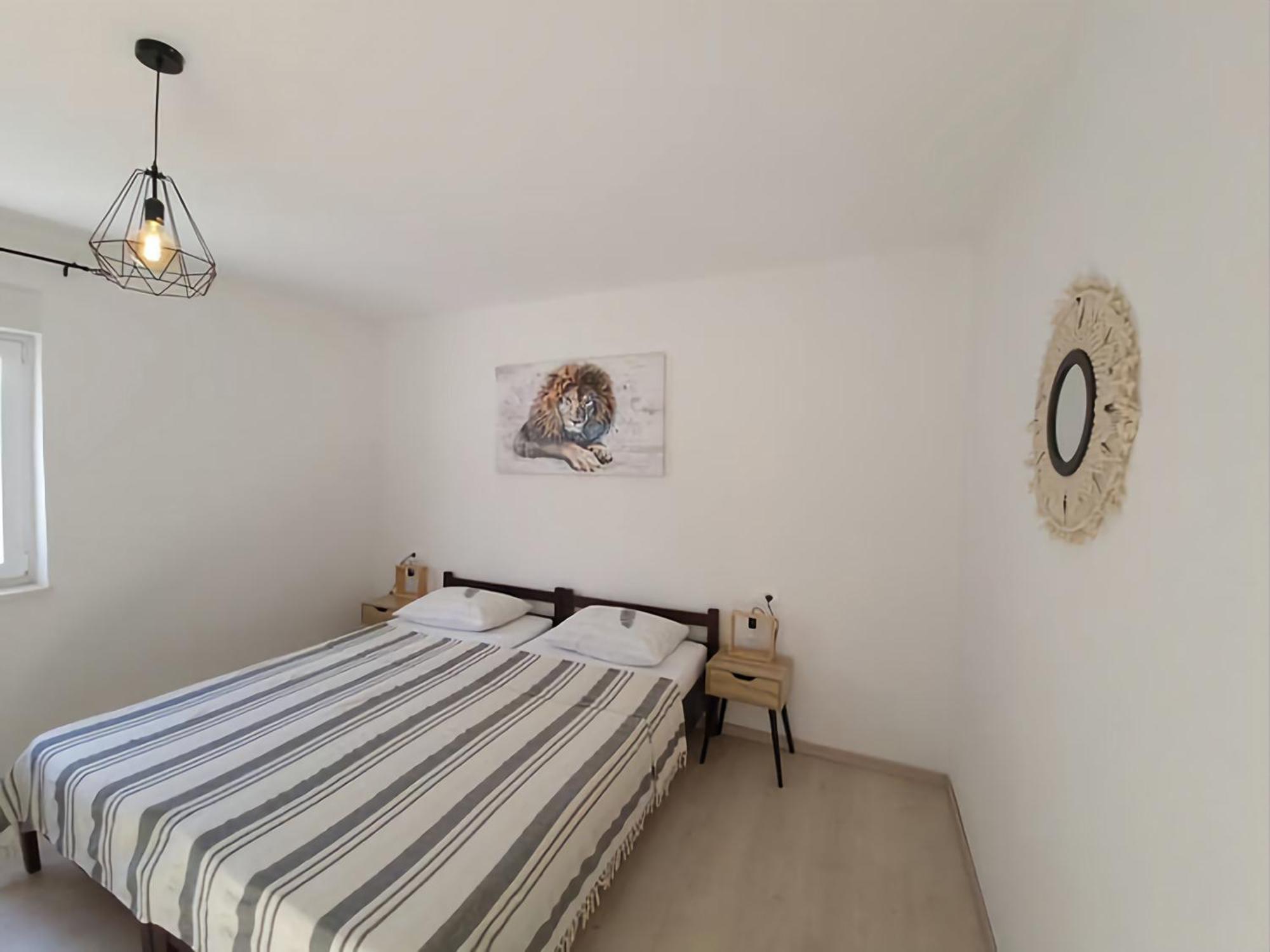 2 Bedroom Apartment Ljubica Синь Екстер'єр фото
